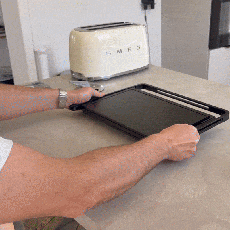 Unfolding Triple Screen Extender